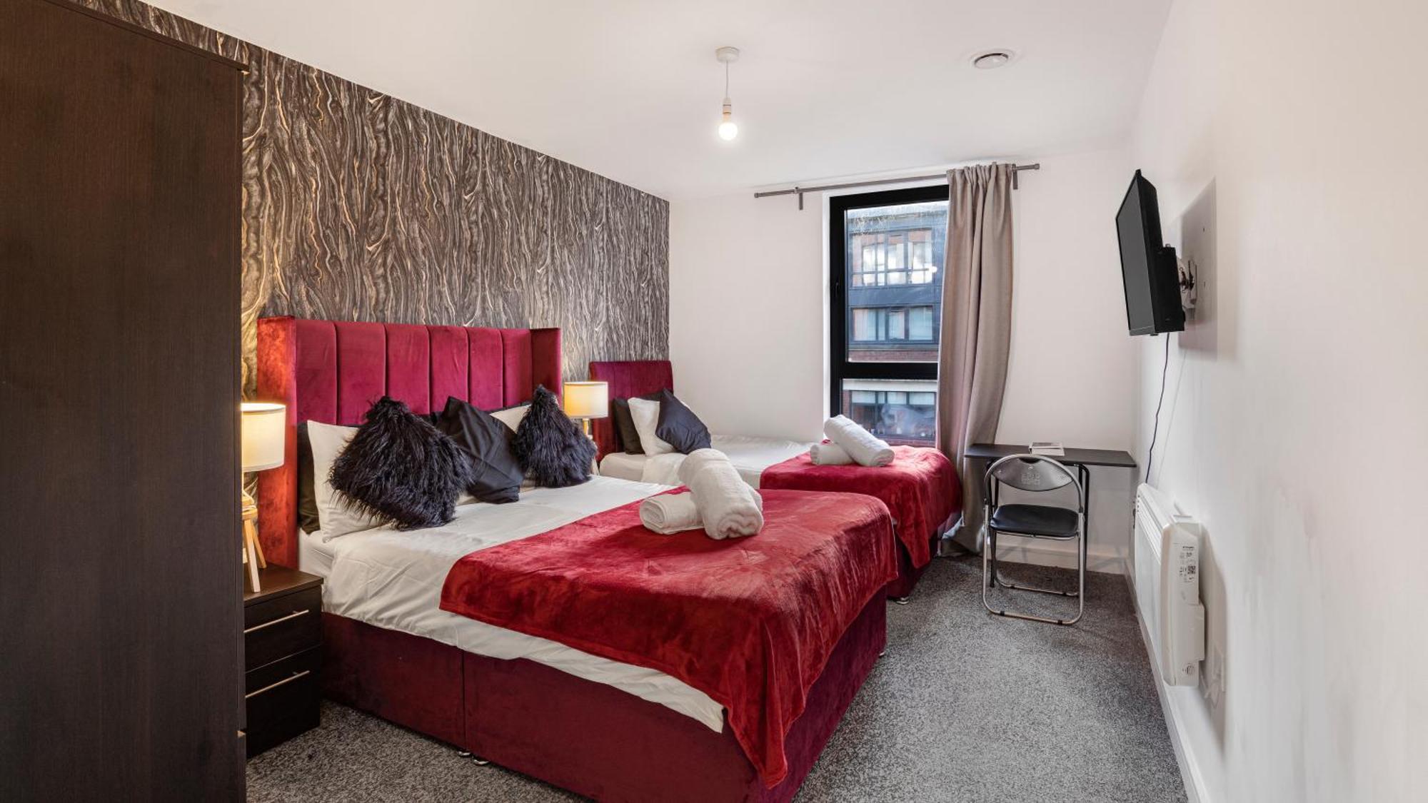 Appartamento Oceanic Bliss: 2 Bed 2 Bath + Free Park + Netflix Birmingham Esterno foto